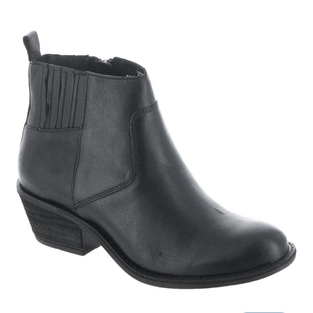Sofft Ardmore Black Bootie Size 8 /39